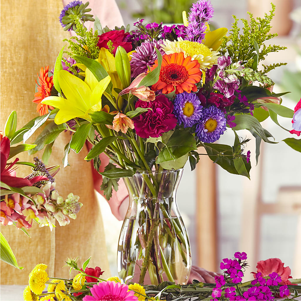 Bold & Bright – A Florist Original – Luxe Flowers Birmingham, Birmingham MI