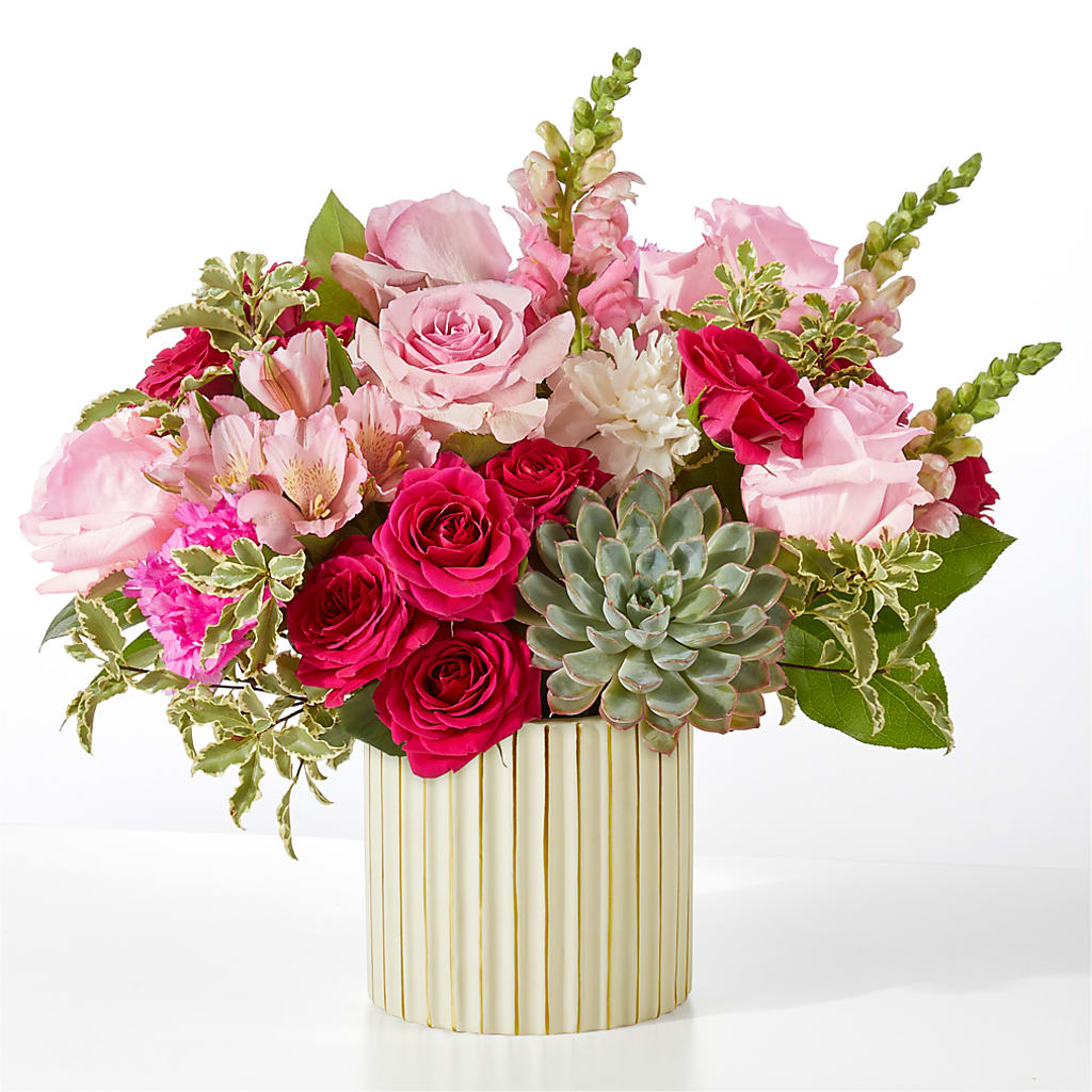 Magenta Musings Bouquet – Luxe Flowers Birmingham, Birmingham MI