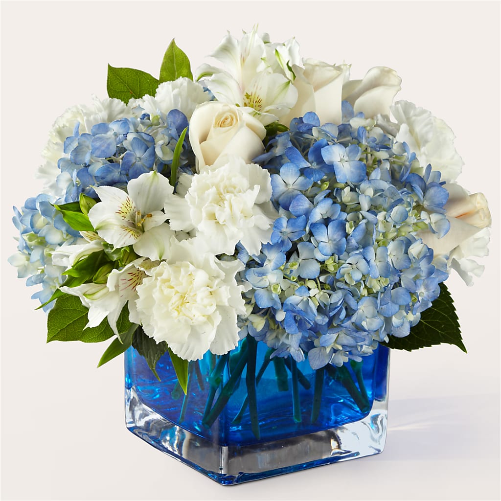 Soothing Waters Bouquet – Luxe Flowers Birmingham, Birmingham MI
