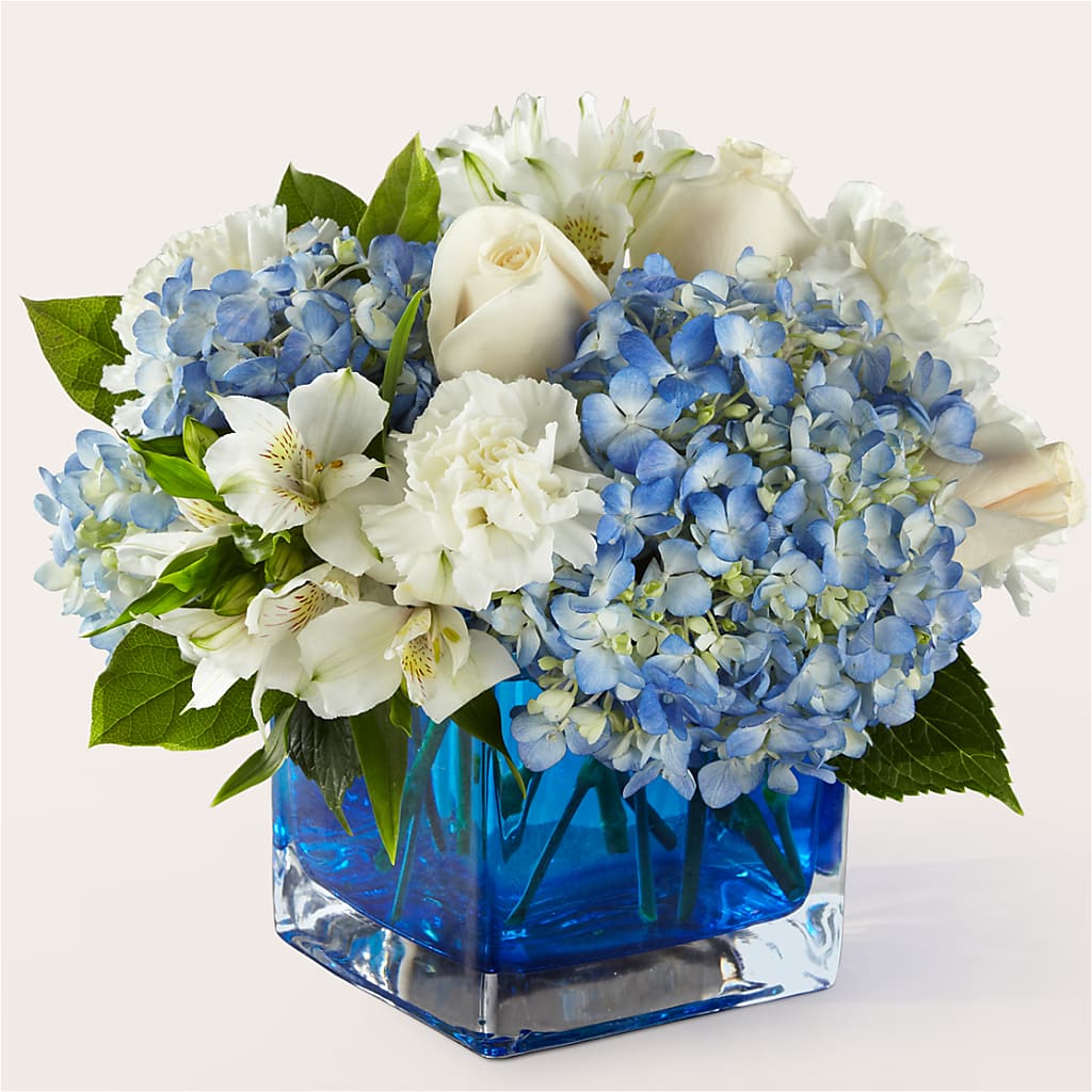 Soothing Waters Bouquet – Luxe Flowers Birmingham, Birmingham MI