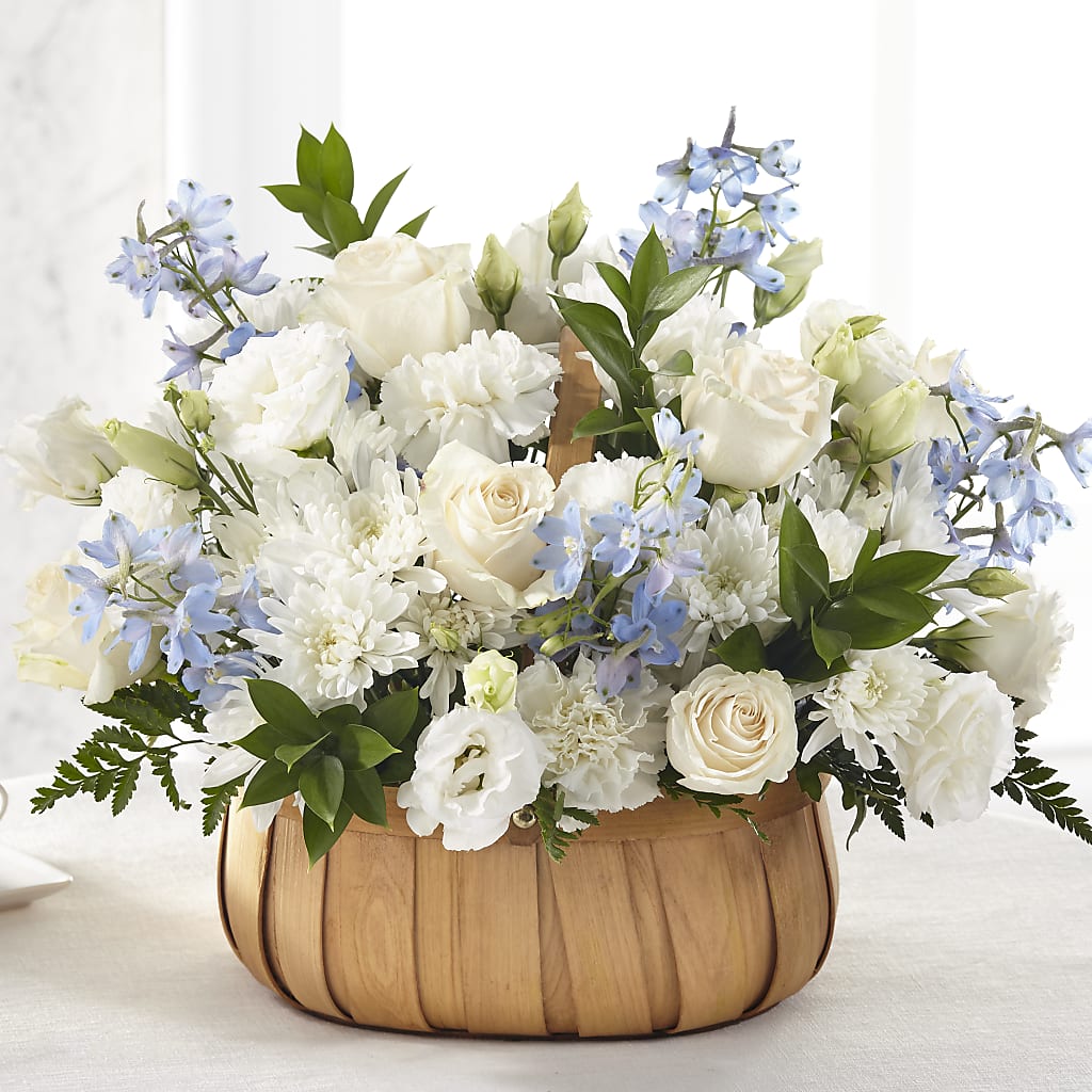 Sincerely Heartfelt Basket – Luxe Flowers Birmingham, Birmingham MI