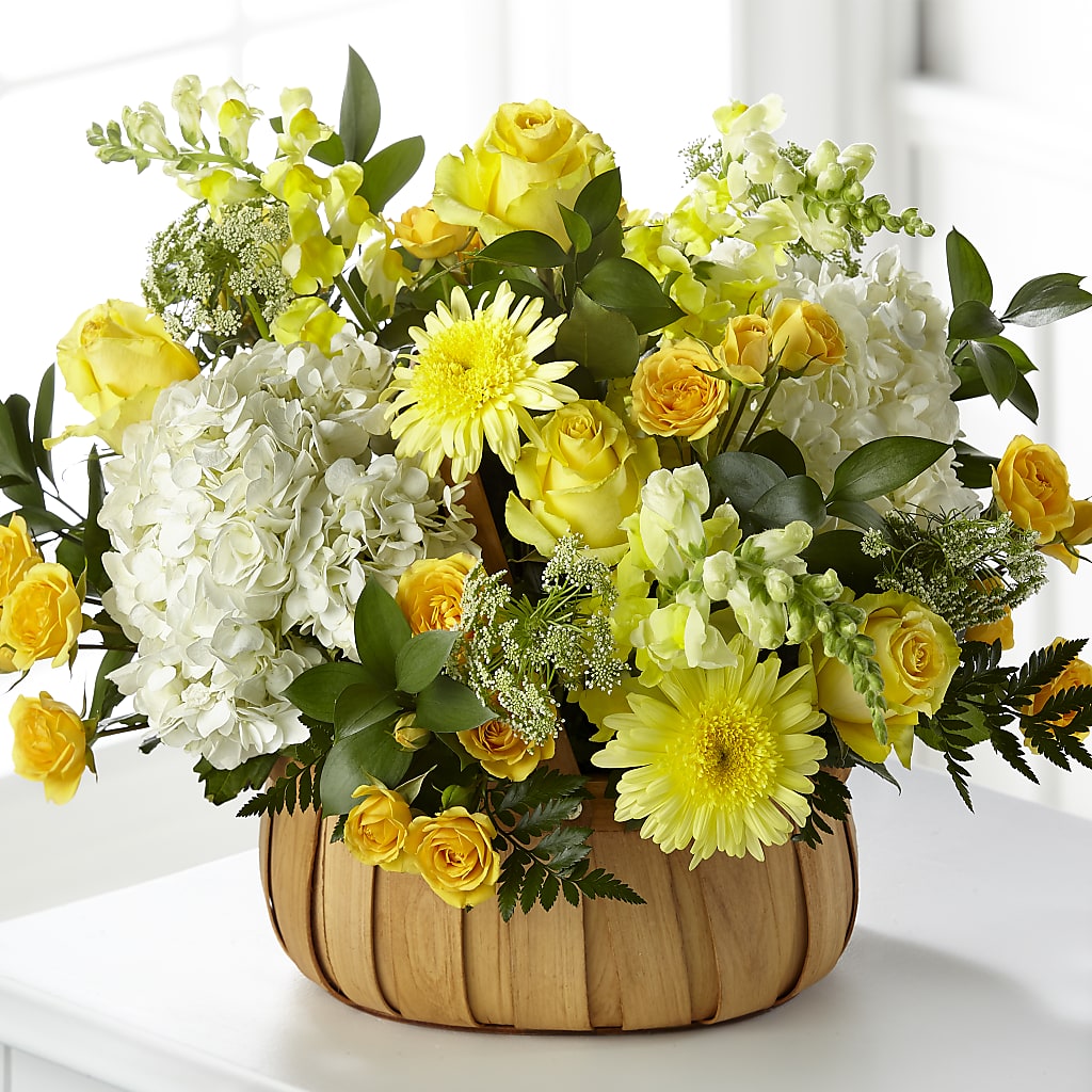 Rustic Remembrance Basket – Luxe Flowers Birmingham, Birmingham MI