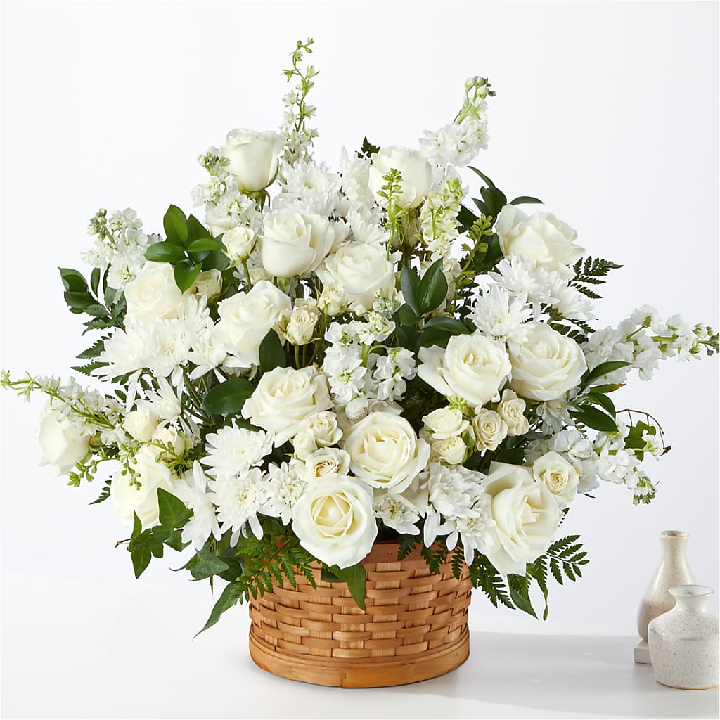 Heartfelt Condolences Arrangement – Luxe Flowers Birmingham, Birmingham MI