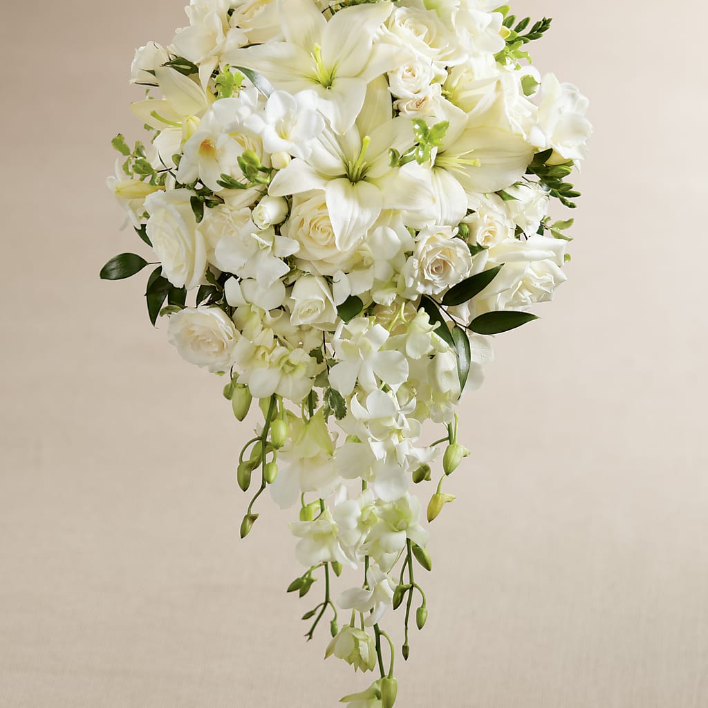 White Wonders Bouquet – Luxe Flowers Birmingham, Birmingham MI