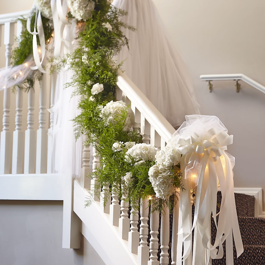 Champagne Dreams Garland – Luxe Flowers Birmingham, Birmingham MI