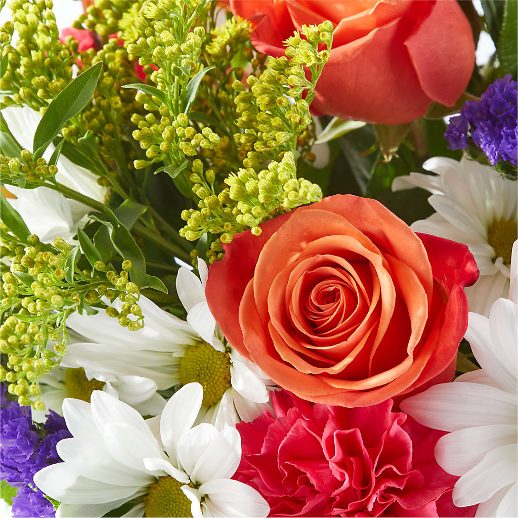 Oopsie Daisy Box Bouquet –  Luxe Flowers Birmingham, Birmingham MI