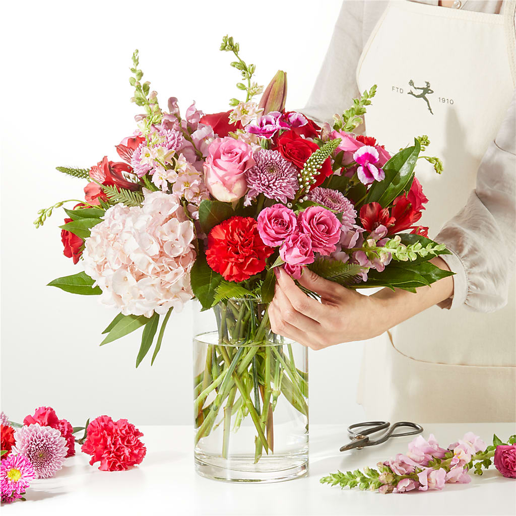 Swooning Over You - A Luxury Florist Original –  Luxe Flowers Birmingham, Birmingham MI