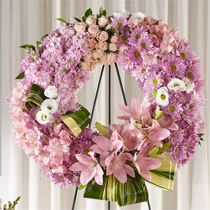 Gift of Warmth Wreath –  Luxe Flowers Birmingham, Birmingham MI