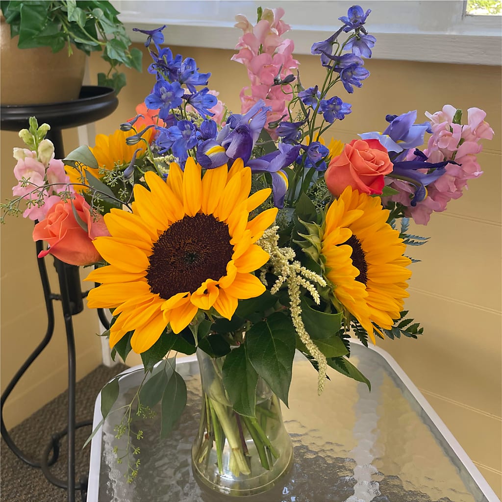 Rays of Life Bouquet –  Luxe Flowers Birmingham, Birmingham MI